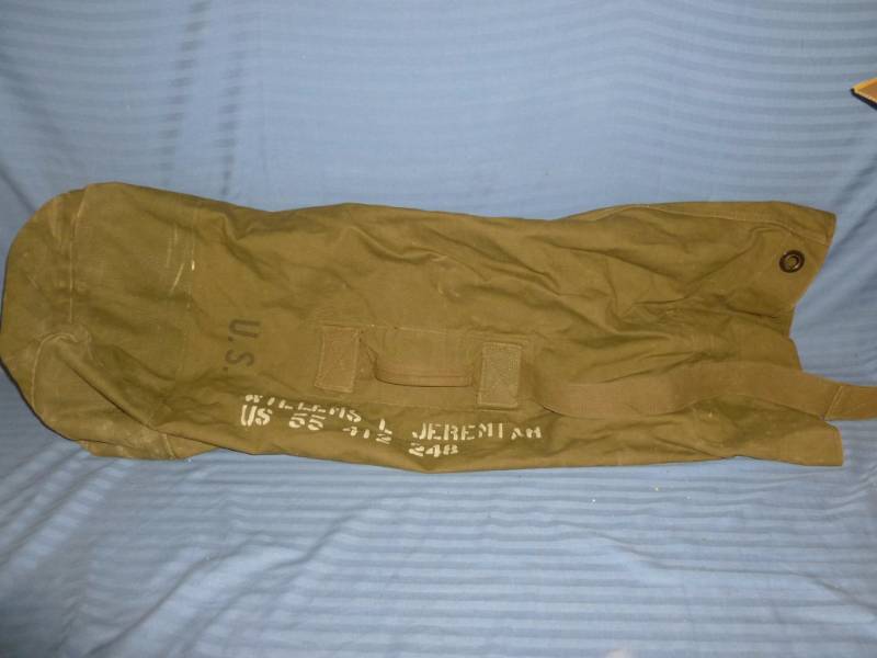 lot 140 image: Vintage Military Bag