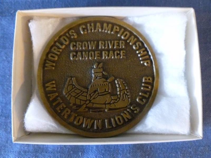 lot 168 image: Collectible Belt Buckle