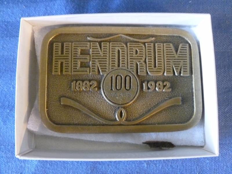 lot 171 image: Collectible Belt Buckle