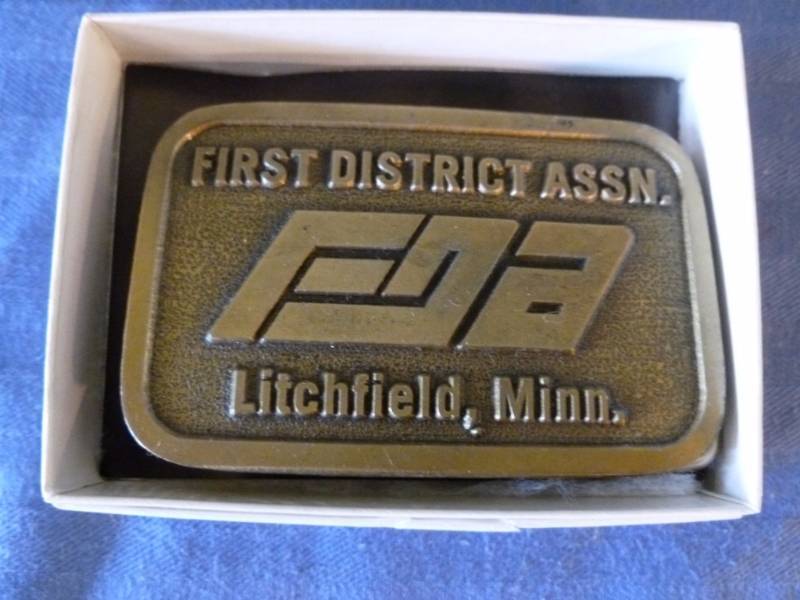 lot 177 image: Collectible Belt Buckle