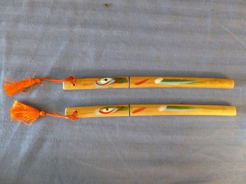 lot 189 image: Floating Fish Knives