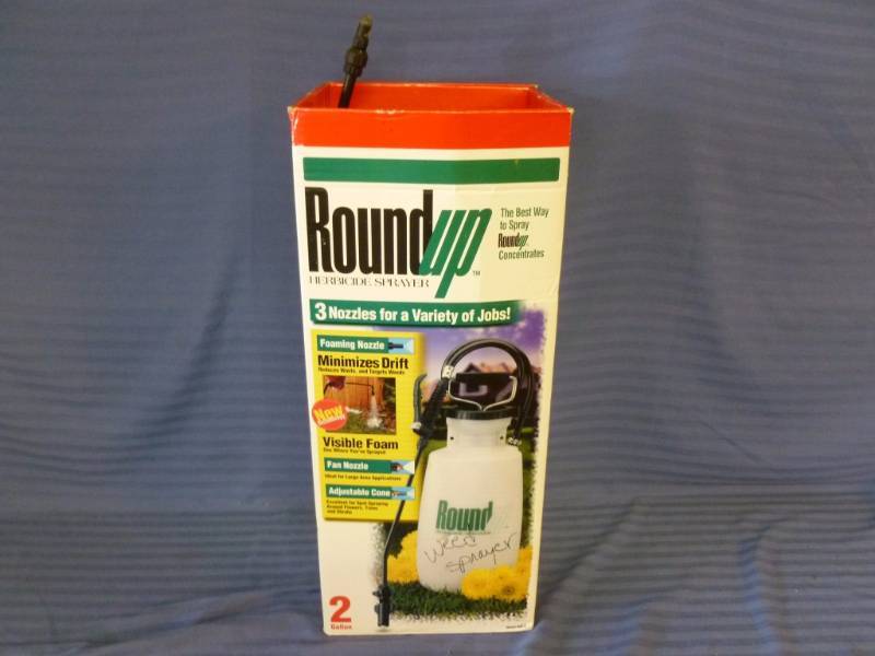 lot 196 image: Weed Sprayer