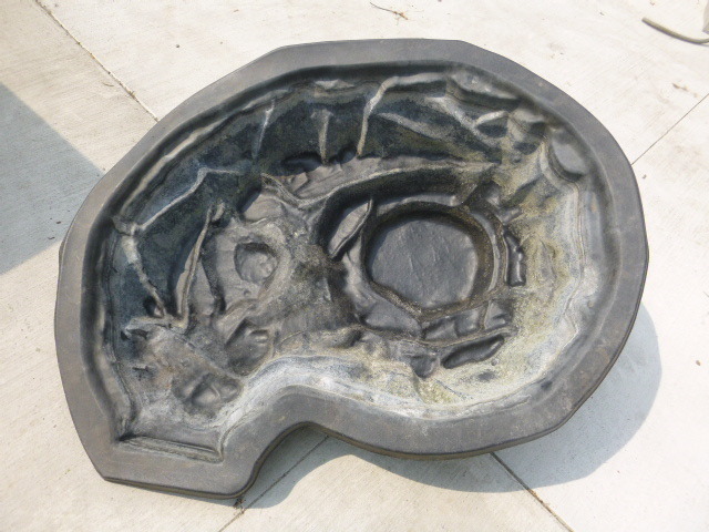 lot 9 image: Small Pond