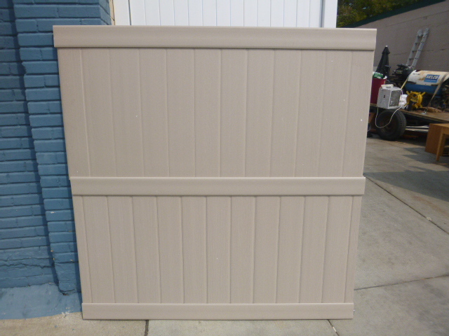 lot 16 image: Keter Garden Gate