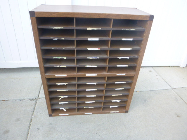 lot 51 image: File Sorter