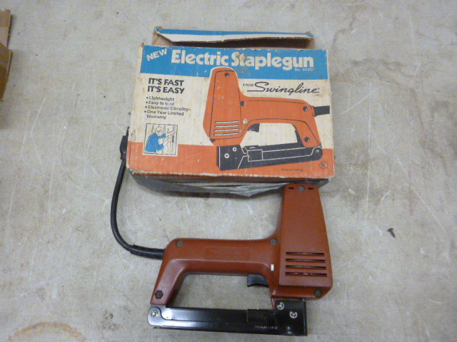 lot 108 image: Swingline Staple Gun