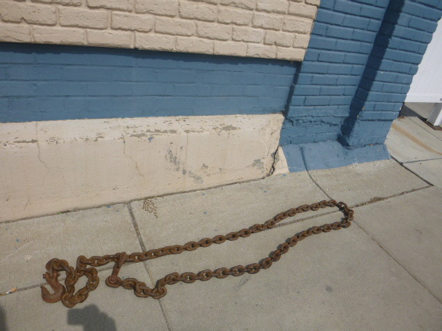 lot 164 image: Tow Chain