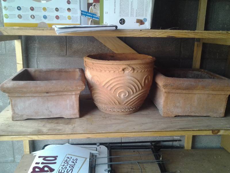 3-Clay Planter Pots