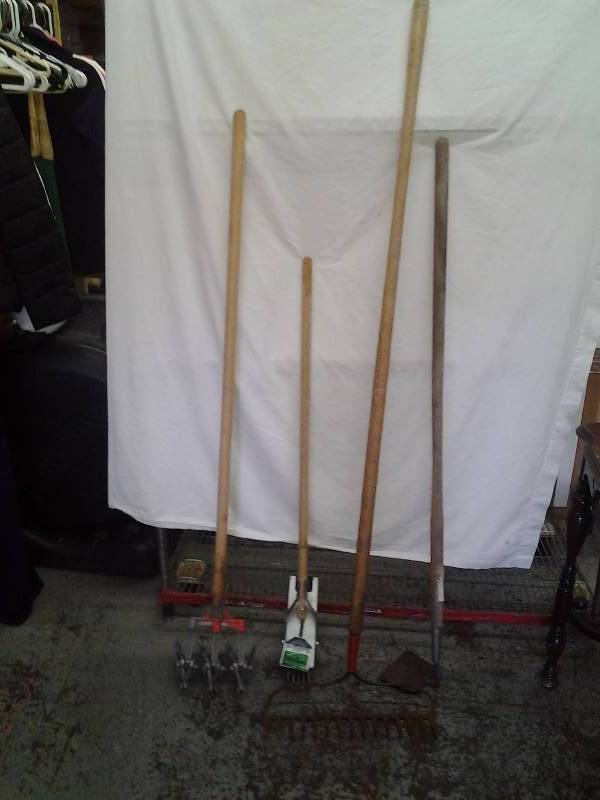 Hard Rake, Hoe, Weed Popper, Cultivator