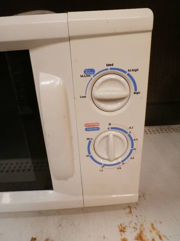 Kitchen Selections Microwave
