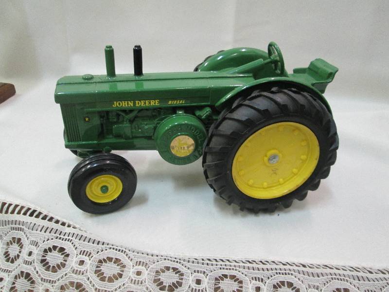 John Deere tractor 1949-1954 Model ...