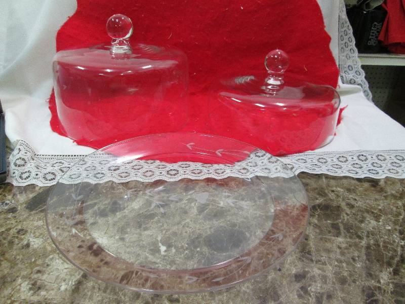 Princes house serving plate and two...