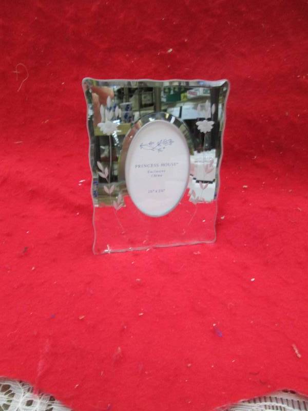 Princes house crystal frame...