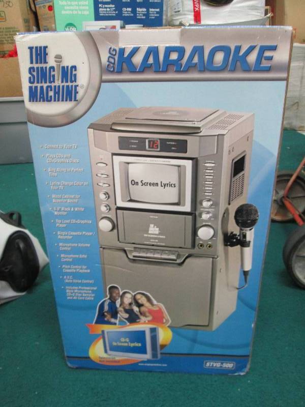 CDG Karake  The singing machine...