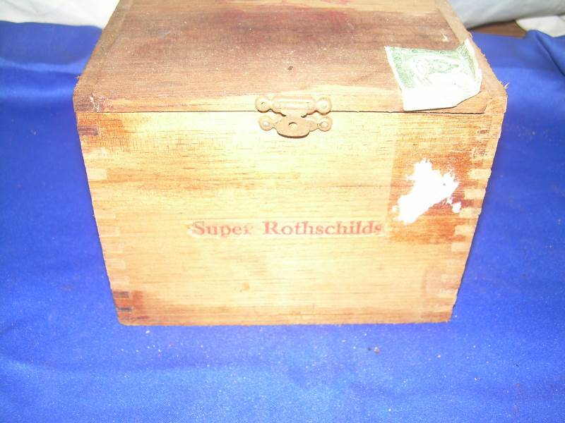 Vintage super roth childs small wooden box
