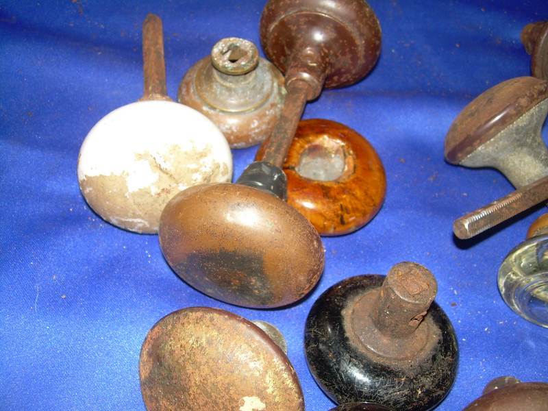 vintage door knobs