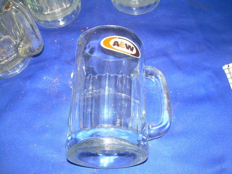Set of 5 A and W muggs. Large