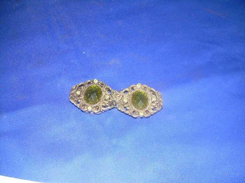 Vintage bracelet green stone