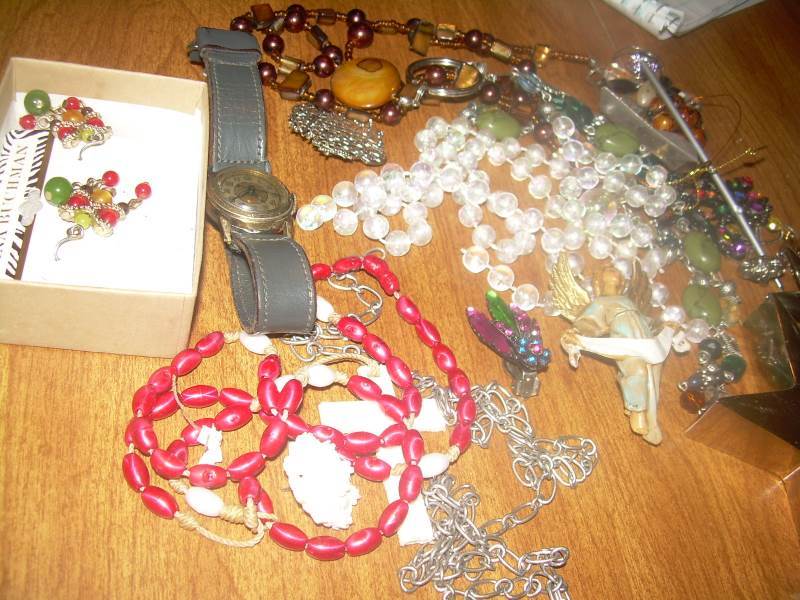 Vintage jewlery