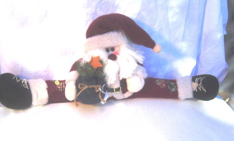 lot 402 image: New Santa Door Draft