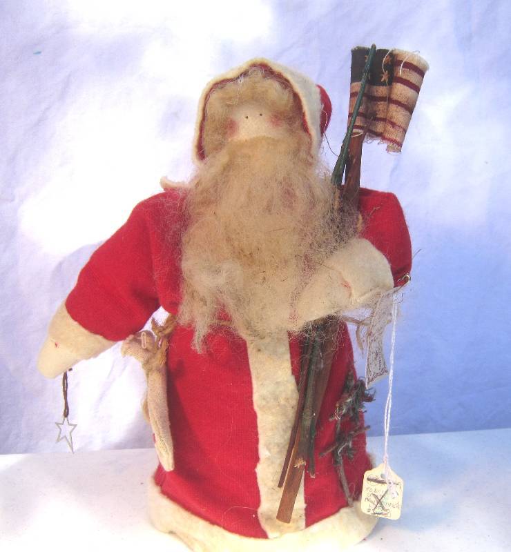 lot 403 image: Old World Santa with American Flag