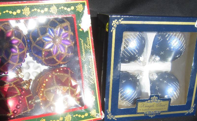 lot 480 image: Misc Christmas Ornaments