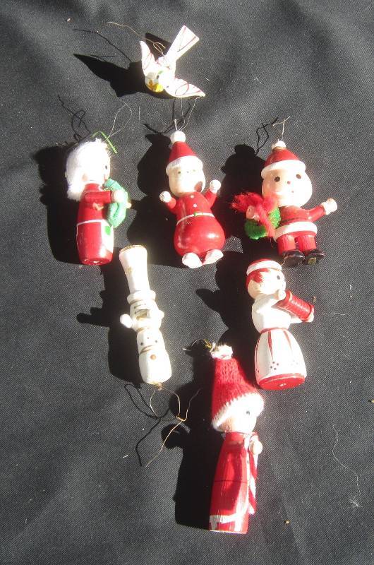 lot 459 image: Vintage Christmas Ornaments Wood