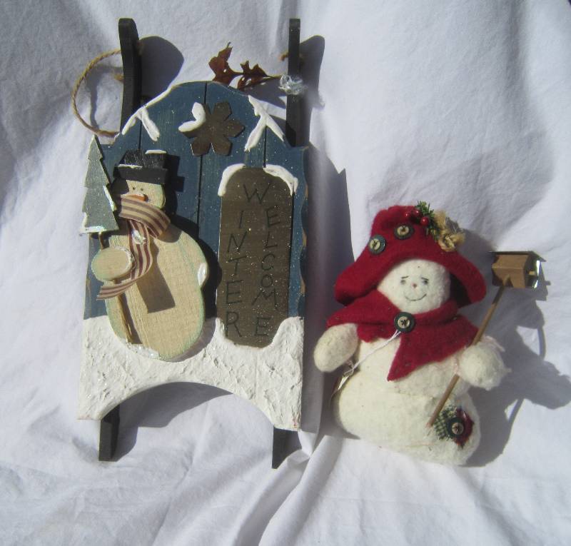 lot 517 image: Christmas Lot - Snowman and Winter Welcome Sled