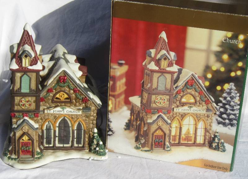 lot 560 image: Collectible Christmas Lighted House - Village Square - St. Johns Church