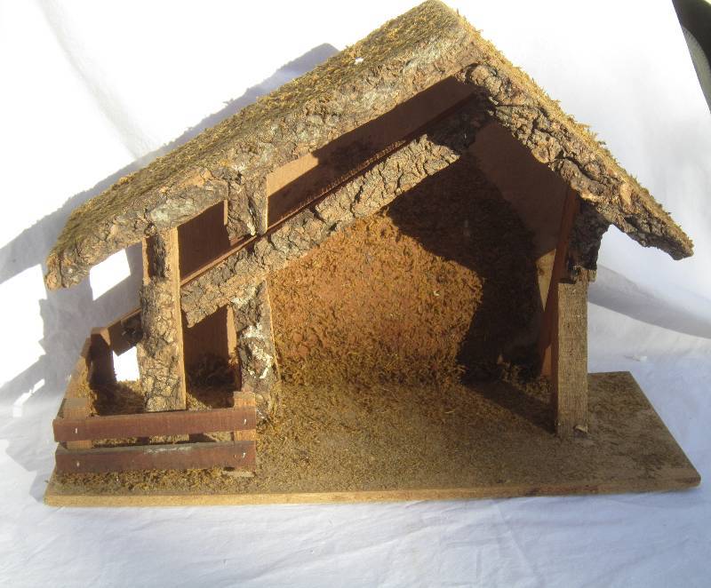 lot 564 image: Stable