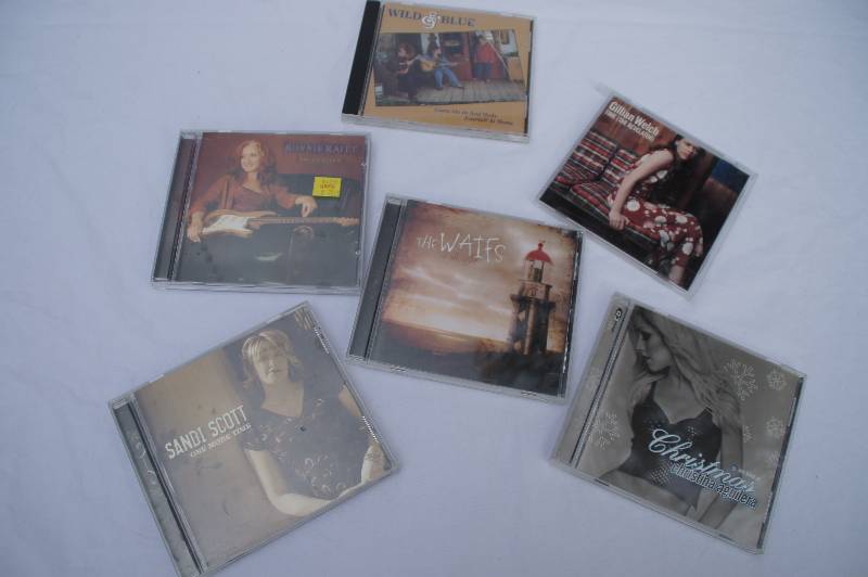 lot 764 image: Lot of CDs