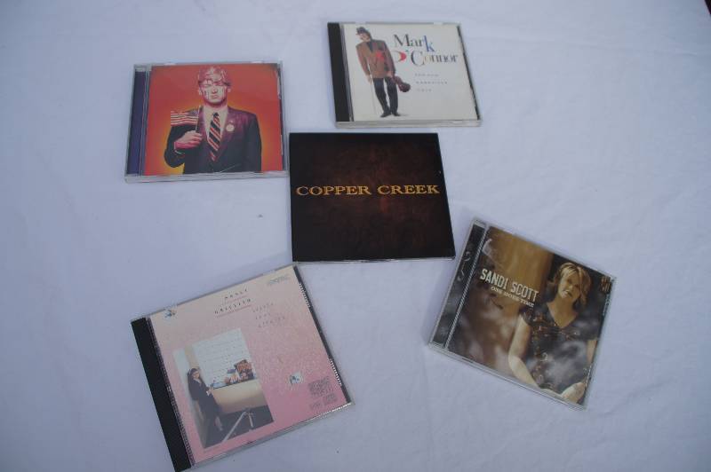 lot 768 image: Lot of CDs
