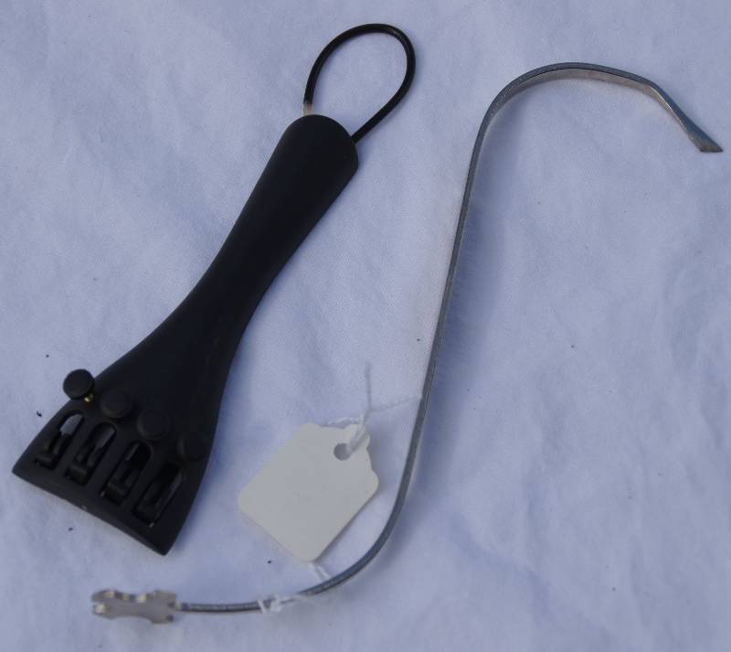 lot 784 image: Sound Post Setter ad Violin Part