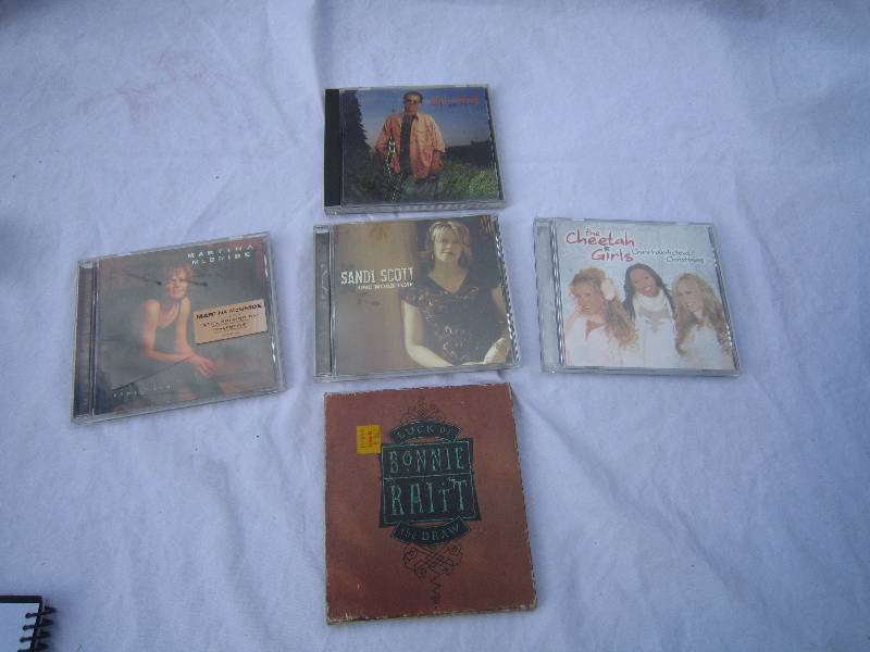 lot 794 image: Lot of CDs