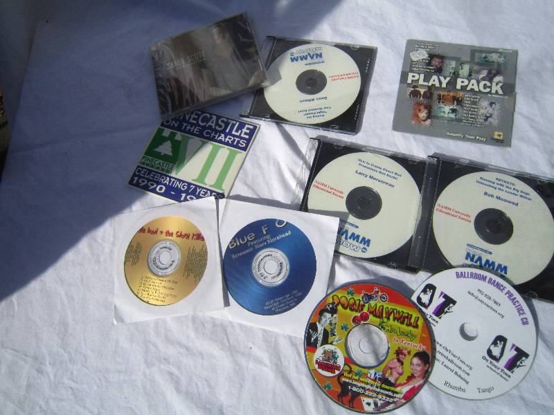 lot 800 image: Lot of CDs
