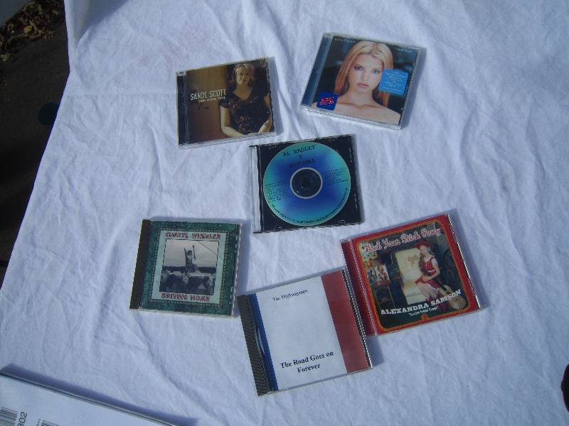 lot 804 image: Lot of CDs