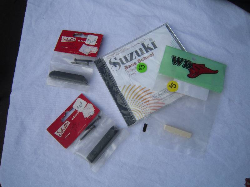 lot 815 image: Misc Music Lot - Bridges and CD