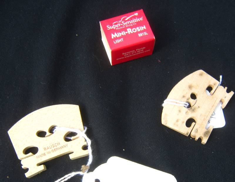 lot 817 image: Violin Bridges & Rosin