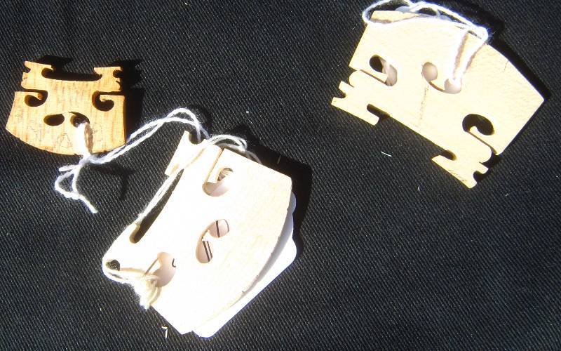 lot 821 image: Misc Lot of Violin  Fiddle Bridges