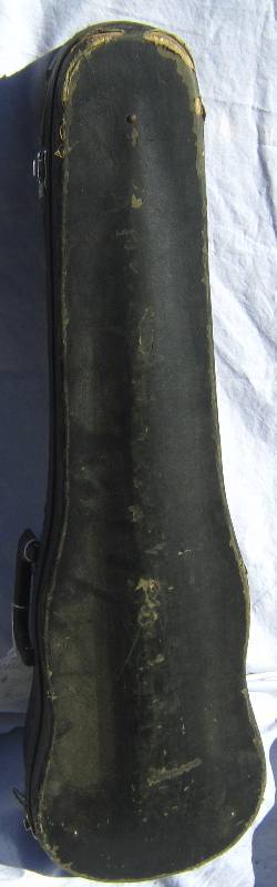 lot 652 image: Violin Case.