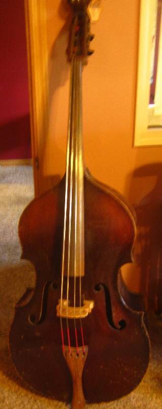 lot 671 image: 12 Size Upright Bass.