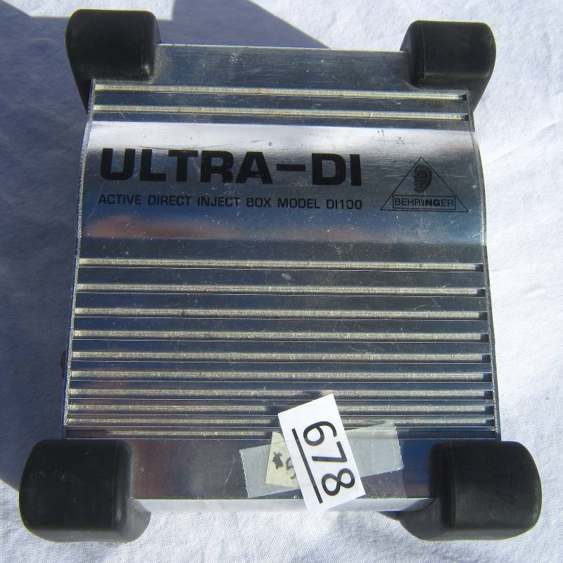 lot 678 image: Ultra DI Active Direct Box.