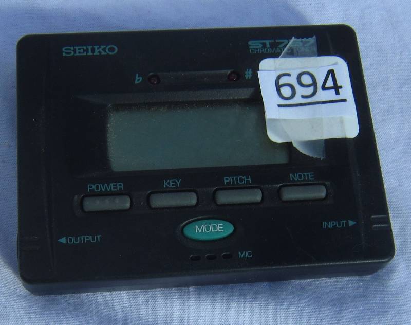 lot 694 image: Seiko Guitar and Bass Tuner