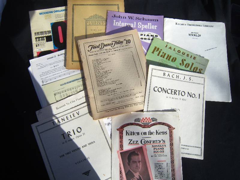 lot 712 image: Lot of Music Books and Sheet Music