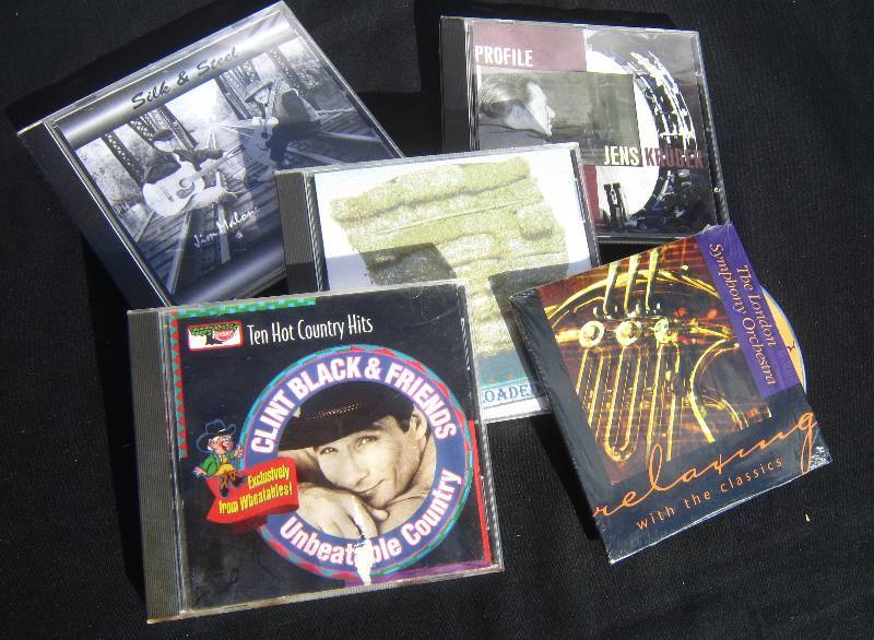 lot 720 image: Lot of CDs