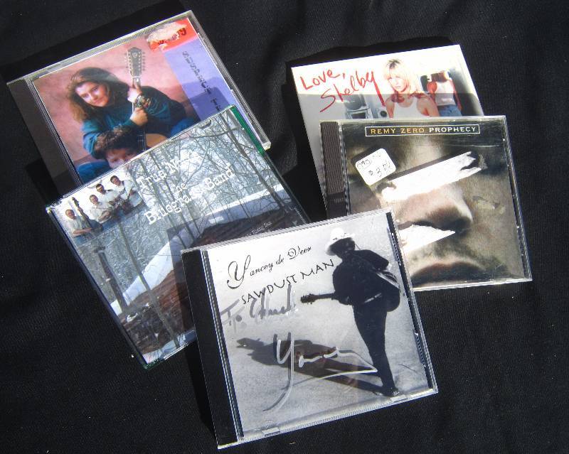 lot 721 image: Lot of CDs