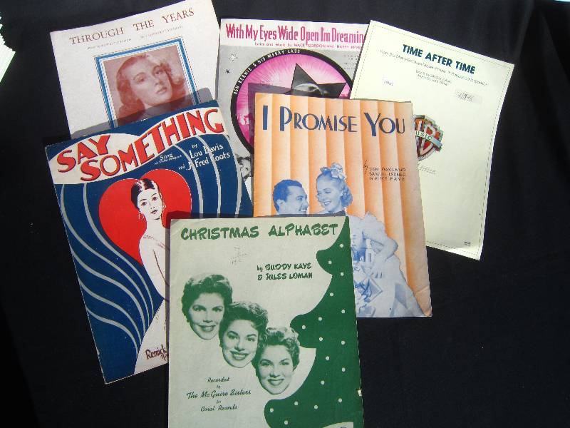 lot 733 image: Lot of Sheet Music