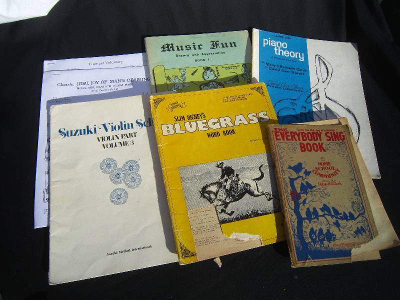 lot 738 image: Lot of Music Books