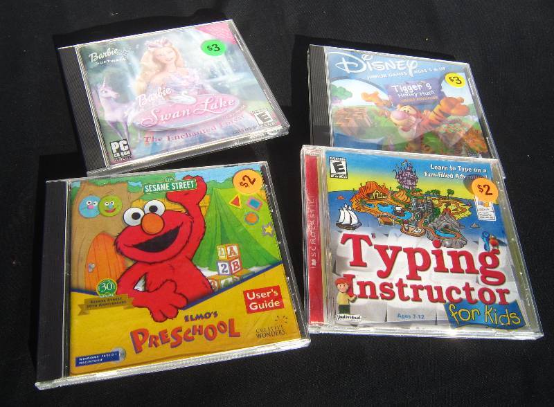 lot 740 image: Lot of Computer Games.