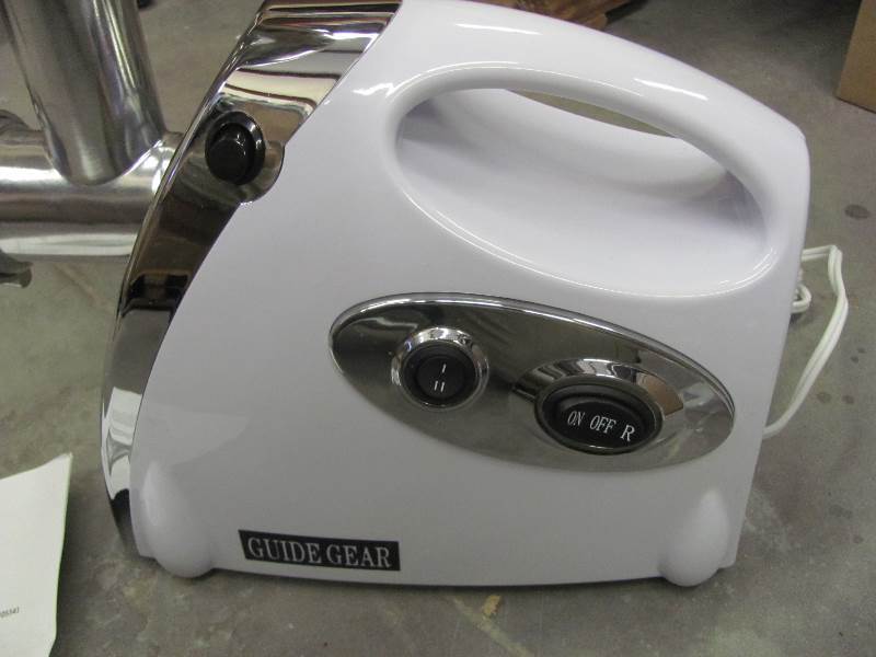 lot 7 image: Electric Meat Grinders